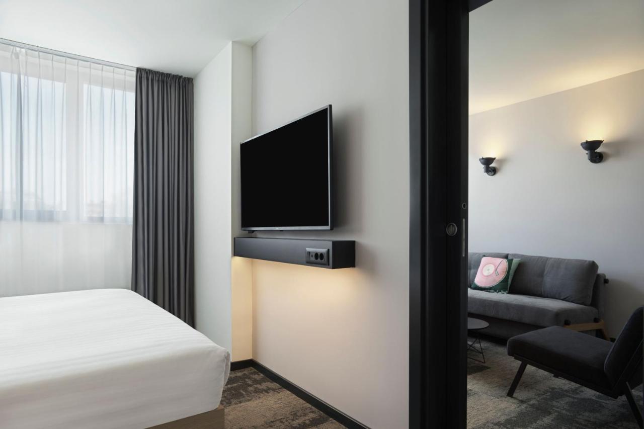 Moxy Belgrade Hotel Eksteriør billede