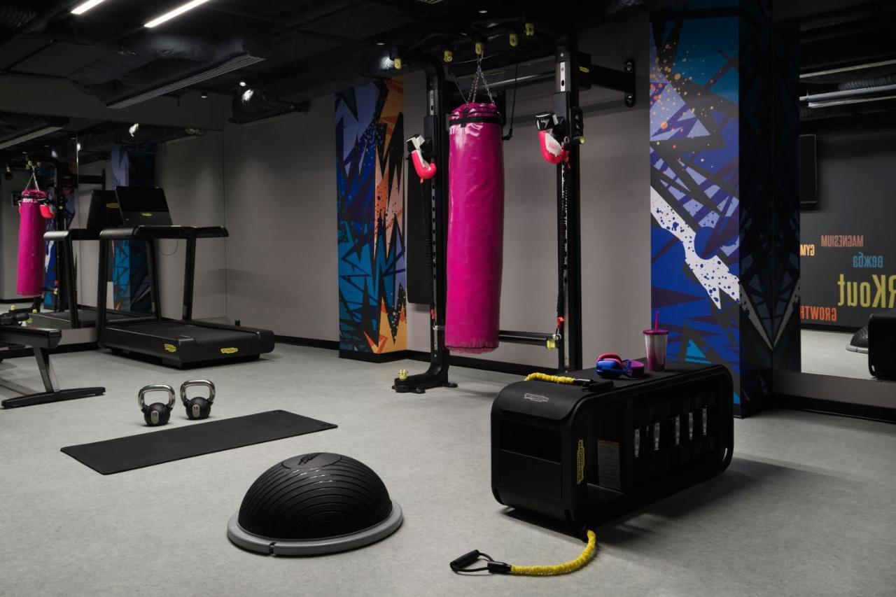Moxy Belgrade Hotel Eksteriør billede