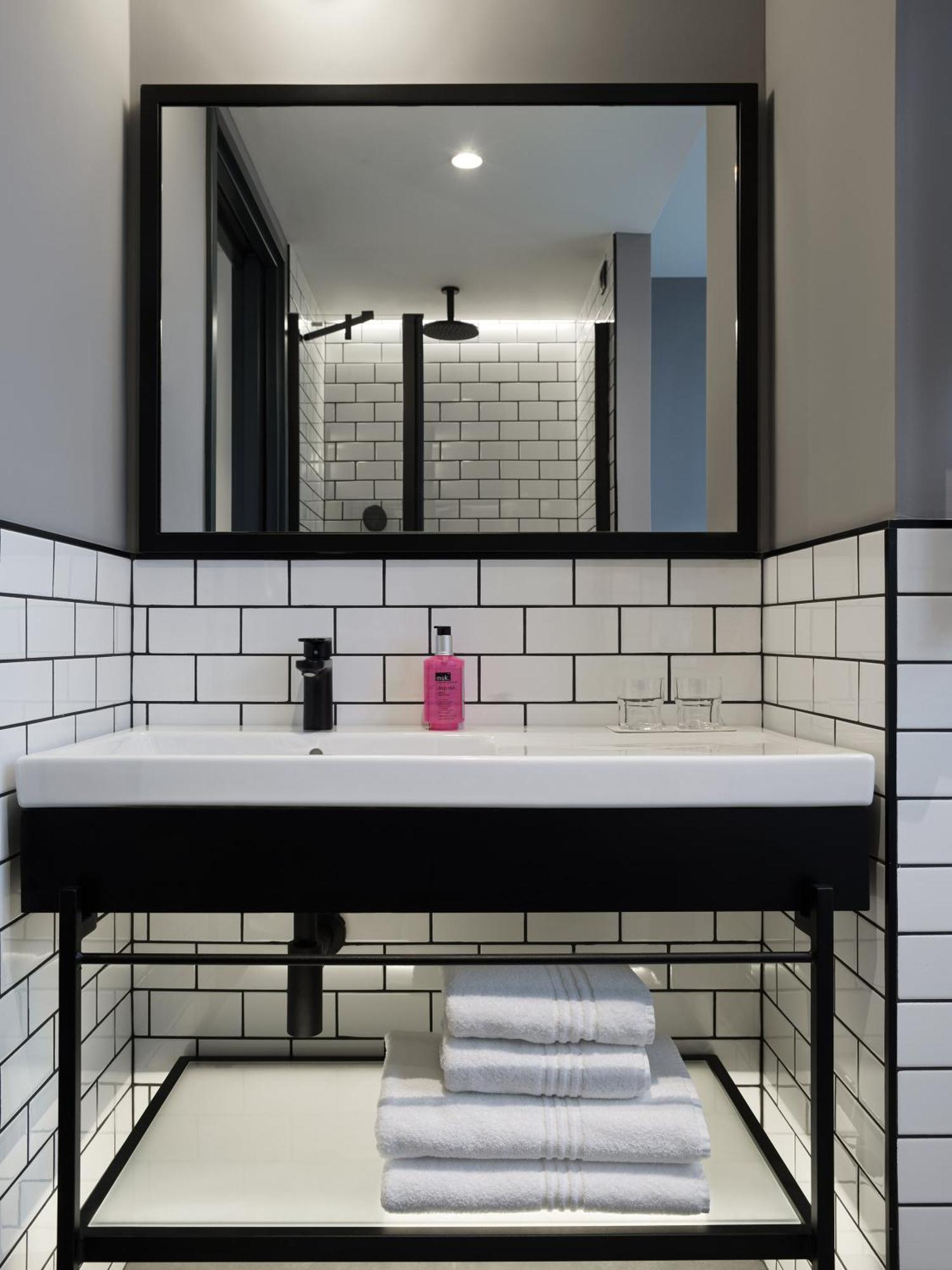 Moxy Belgrade Hotel Eksteriør billede