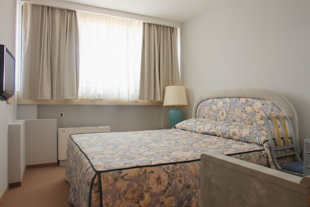 Moxy Belgrade Hotel Eksteriør billede