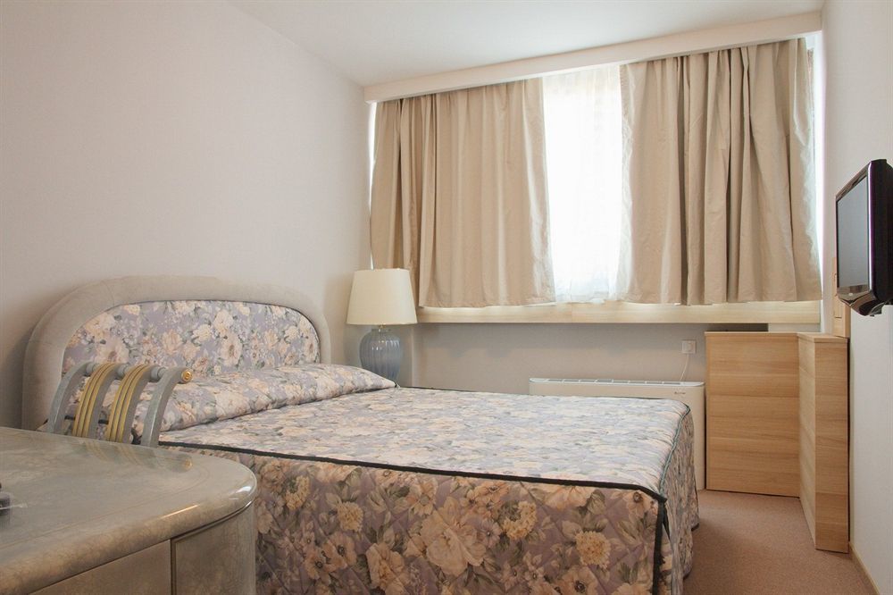 Moxy Belgrade Hotel Eksteriør billede